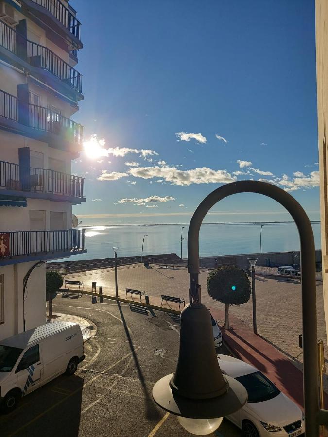 Apartamento En Primera Línea De Mar L'Ampolla Exterior foto